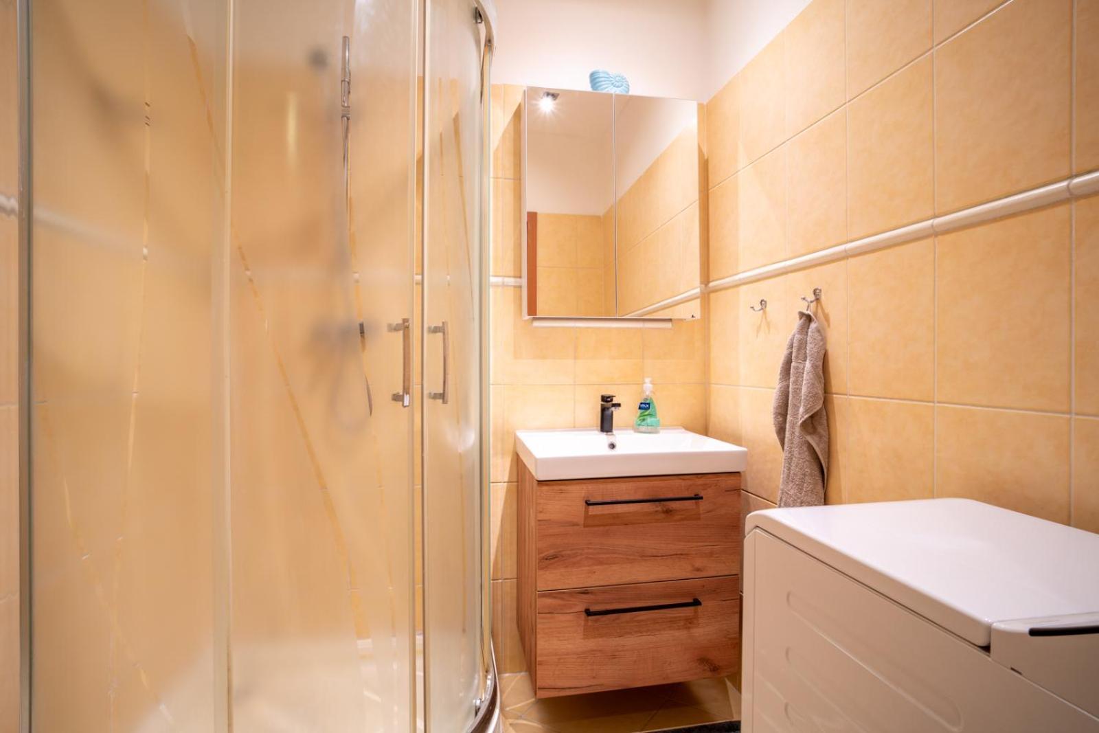 A Cozy Apartment In Bratislava Downtown Εξωτερικό φωτογραφία